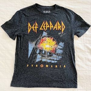 DEF LEPPARD Pyromania Band Tee